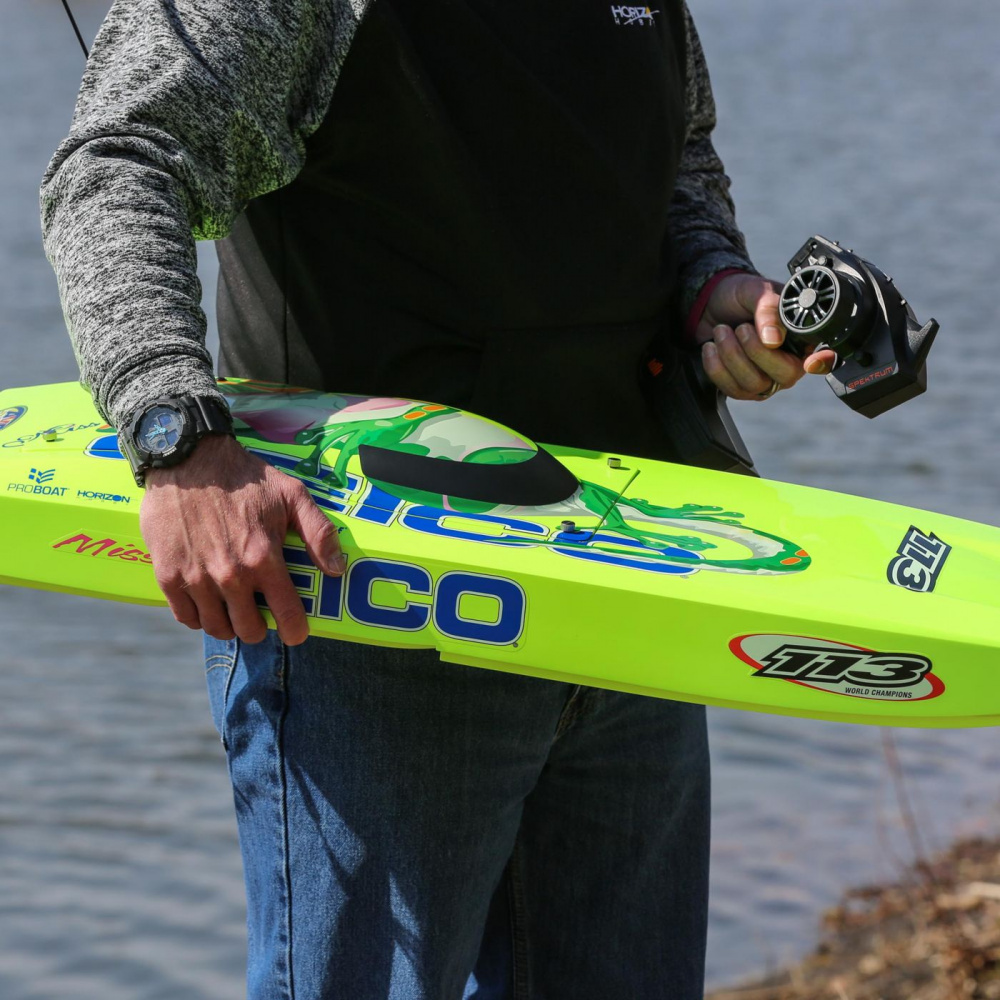 zelos 36 rc boat